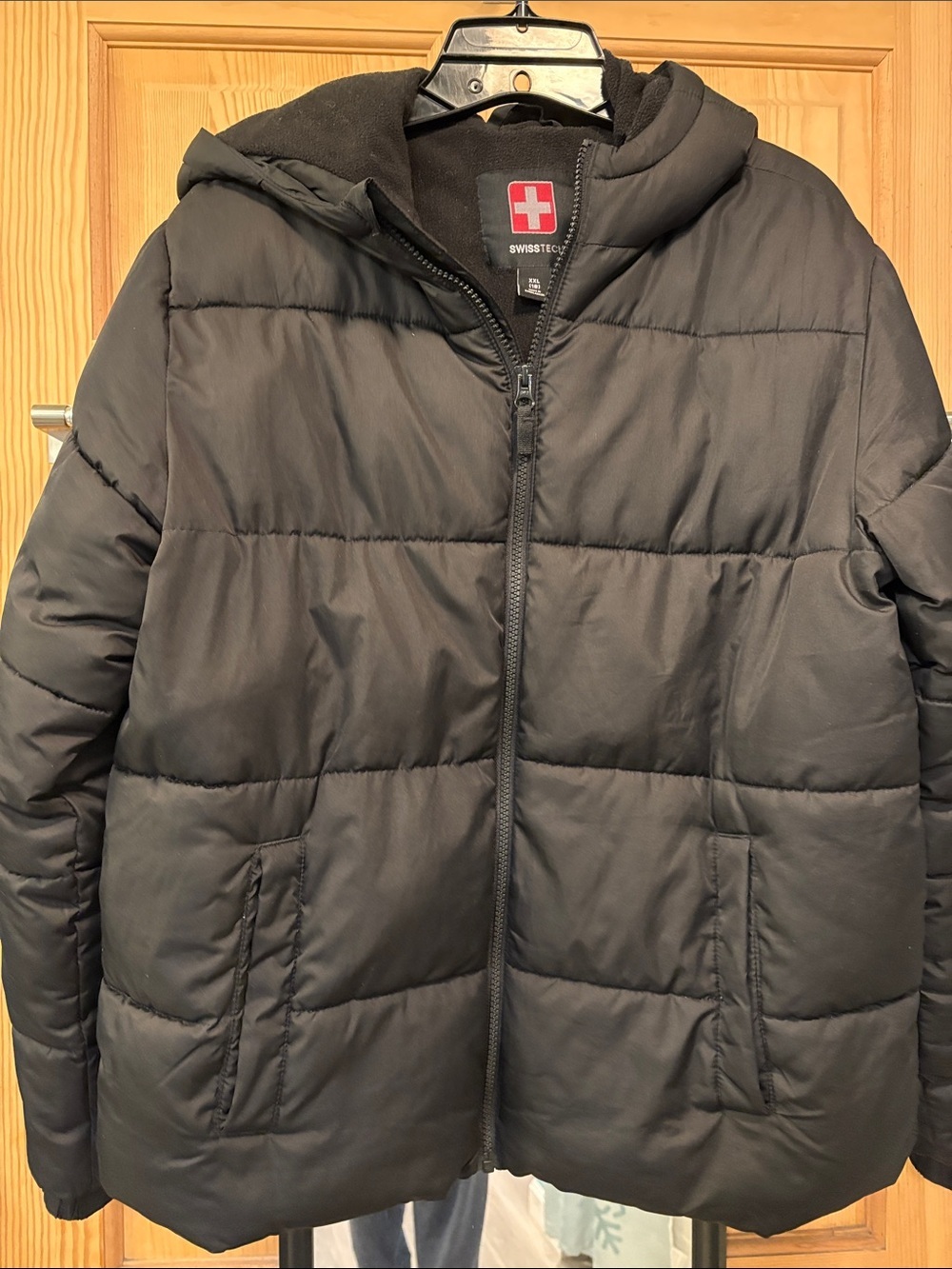 Black Puffer Cropped Winter Coat Woman’s Sz 18